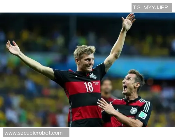 贺炜解读意大利与德国足球对决的历史与战术分析